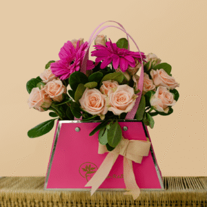 Caja en Forma de Cartera con Rosas Rosadas – Regalo Femenino y Elegante para el Día de la Madre