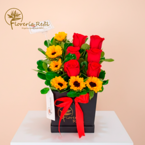 ROSAS Y GIRASOLES EN BOX