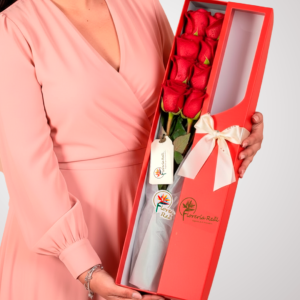 CAJA DE 9 ROSAS REAL